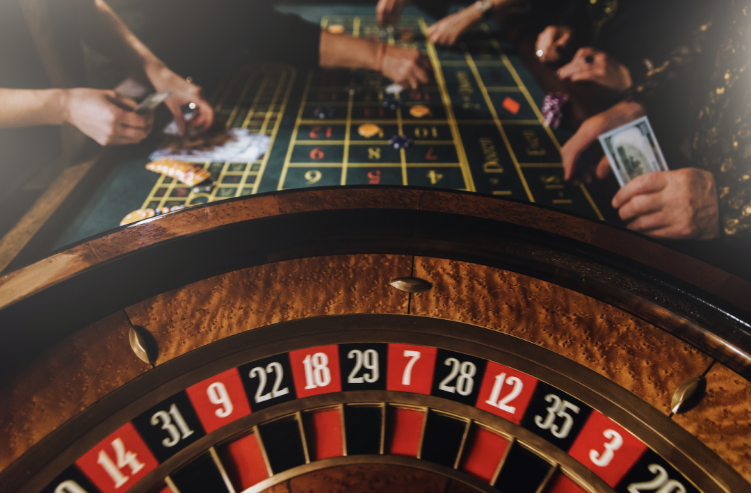 开元棋牌游戏中的经典扑克玩法：探索扑克世界的魅力-体育博彩论坛-体育投注策略网